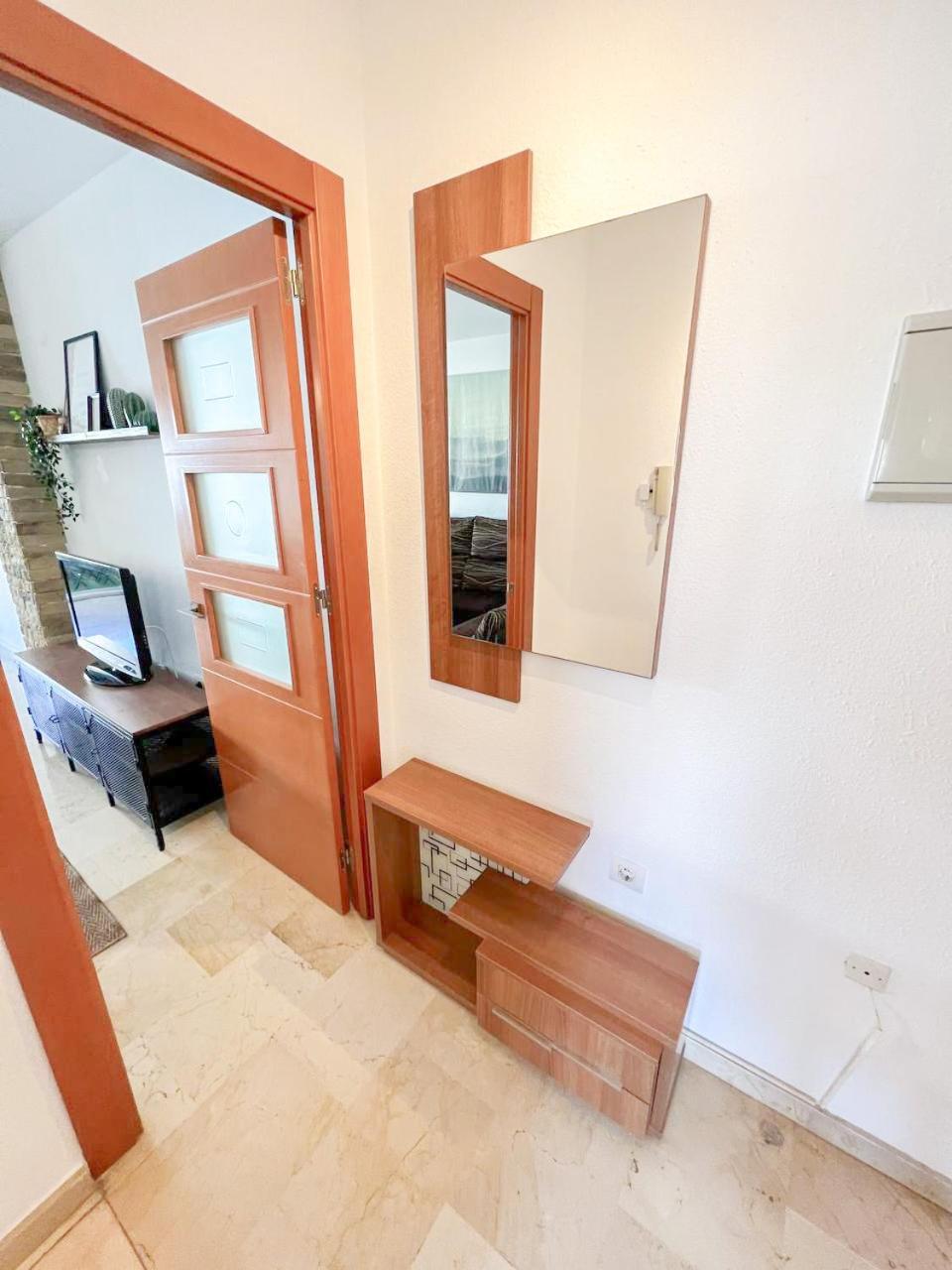 Large & Cozy Centrally Apartment Torremolinos Exterior foto