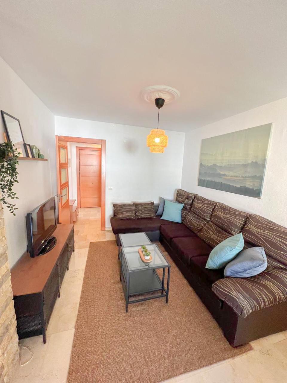 Large & Cozy Centrally Apartment Torremolinos Exterior foto